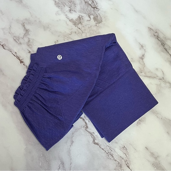 lululemon athletica Pants - LuluLemon Seamless Awakening Crop Rushed Leggings